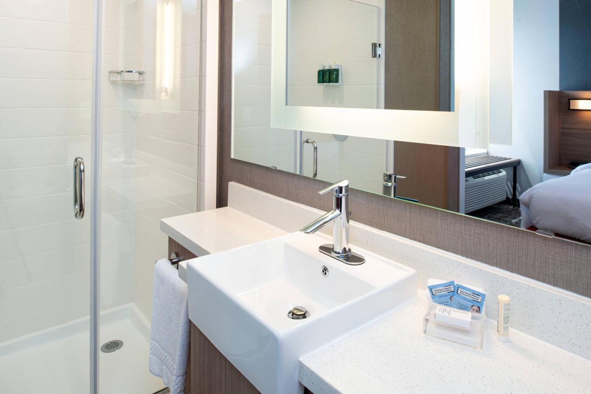Springhill Suites By Marriott Kansas City Northeast Eksteriør bilde
