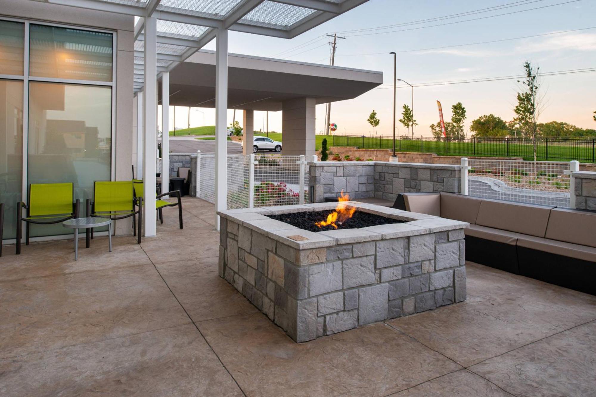 Springhill Suites By Marriott Kansas City Northeast Eksteriør bilde