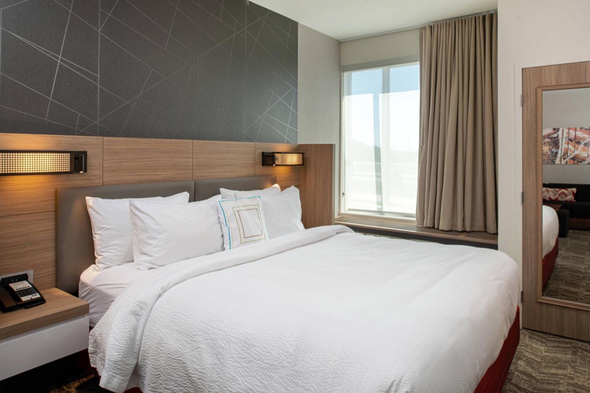 Springhill Suites By Marriott Kansas City Northeast Eksteriør bilde