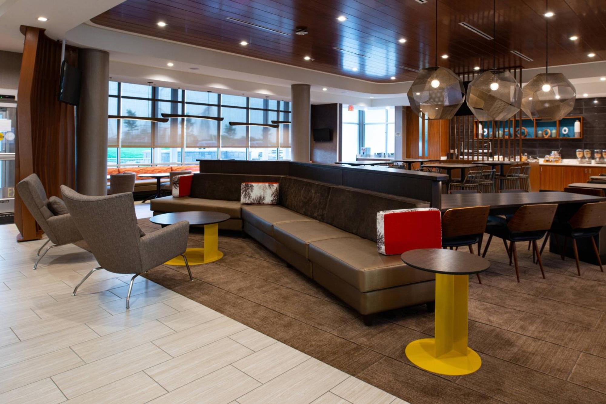 Springhill Suites By Marriott Kansas City Northeast Eksteriør bilde